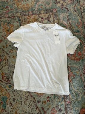 NWT Calvin Klein white t-shirt, size S